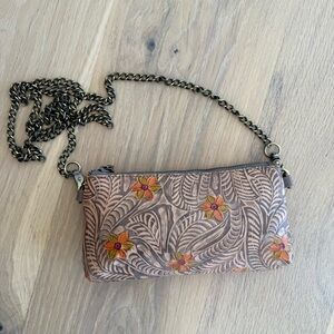 L’Artiste Small Crossbody Bag